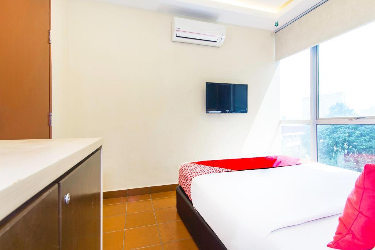 Oyo 90429 Hotel Narasindo Kuala Lumpur Bagian luar foto